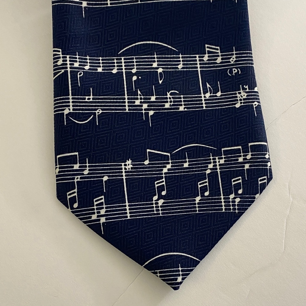 Musical ‘Music Notes’ Patterned Navy Tie - Picture 2 of 6